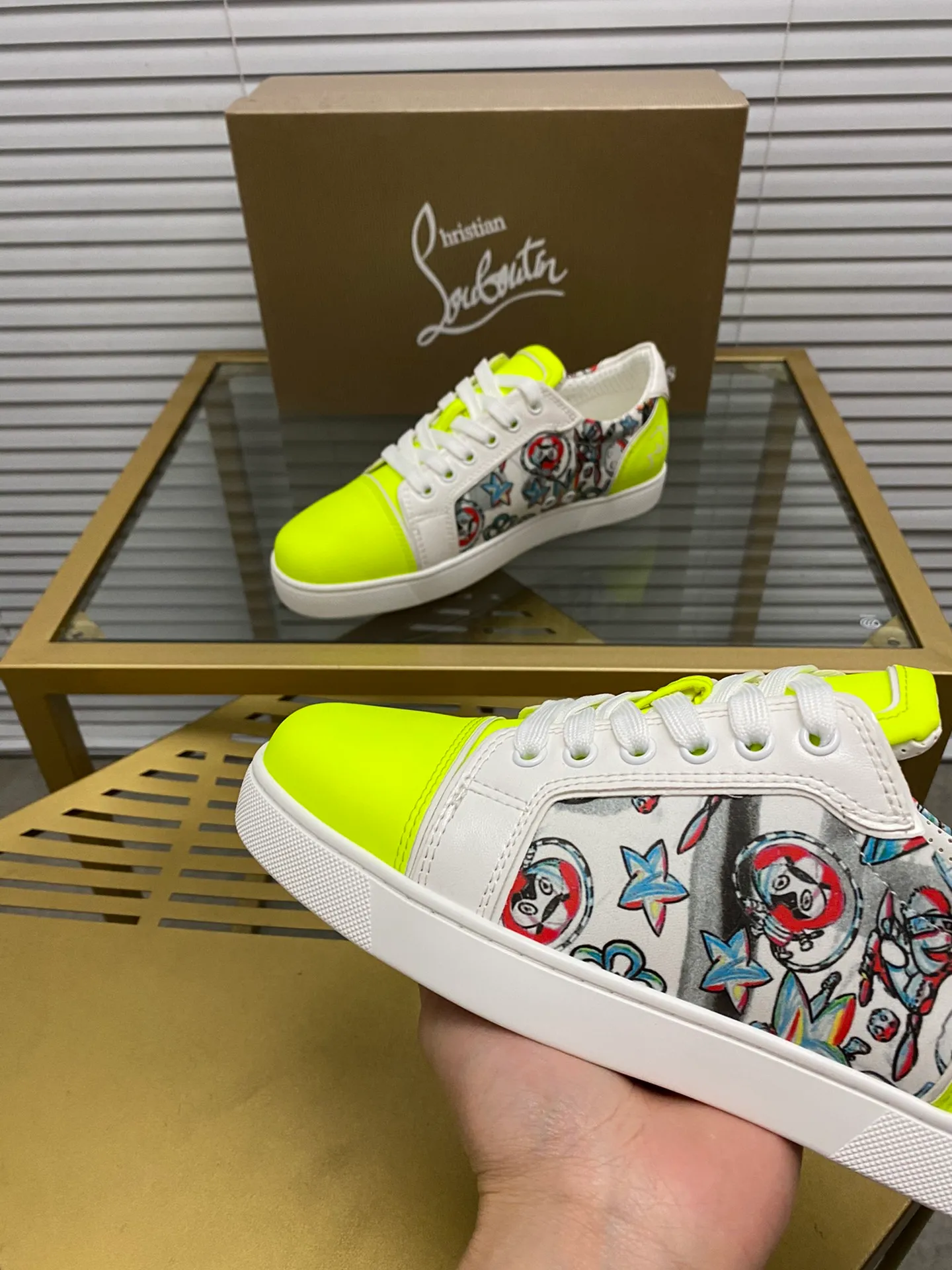 (Customized model) Ex-factory price is 500. christian louboutin (CL red sole shoes) counter series, casual sneakers for couples 📢 📢 📢 Exclusive hot style release 🎈🎈💪 Movable latex feet 👻 Finished outsole line [Proud] 😝Female 35-40# Male 38#-46, global supply😝 [Top version]: Original imported genuine leather upper, top original leather lining, original molded TPU outsole, original 1:1 detail processing, original shoe last,